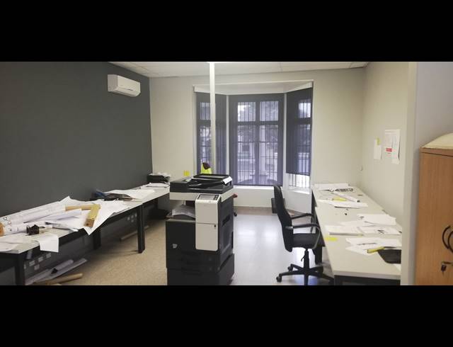 200M² OFFICE FOR SALE IN GLENWOOD